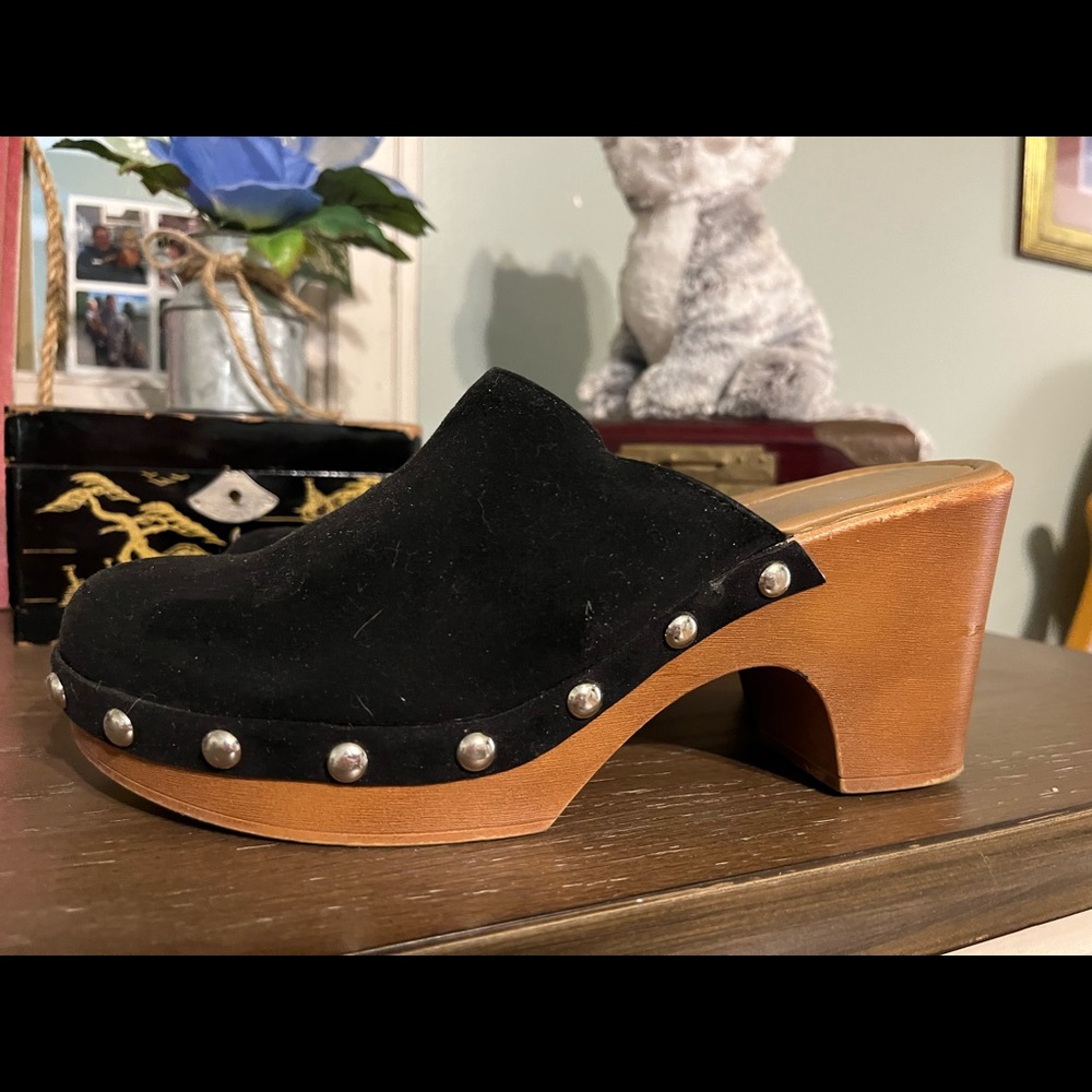 WONDERFLY Axle Clogs, Black, Size 8